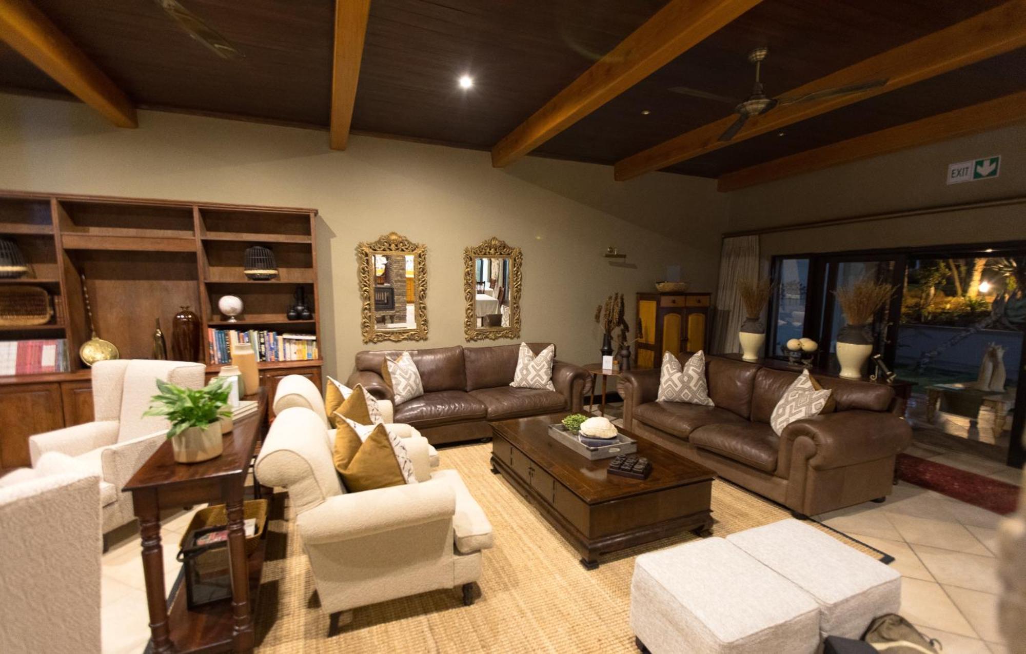 Swartberg Private Game Lodge Oudtshoorn Esterno foto